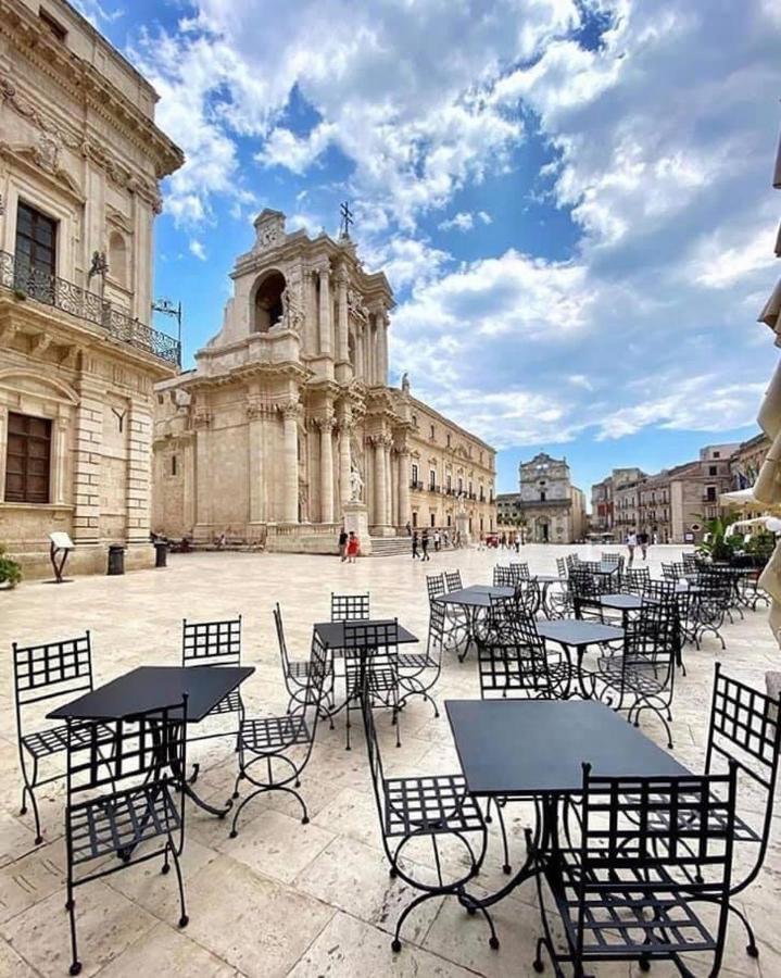 Ortigia Charme Piazza Duomo Διαμέρισμα Συρακούσες Εξωτερικό φωτογραφία